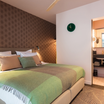 Wanden, voorzetwanden, scheidingswanden, schuifdeur & badkamermeubilair							| Maison Margo, urban guesthouse Gent